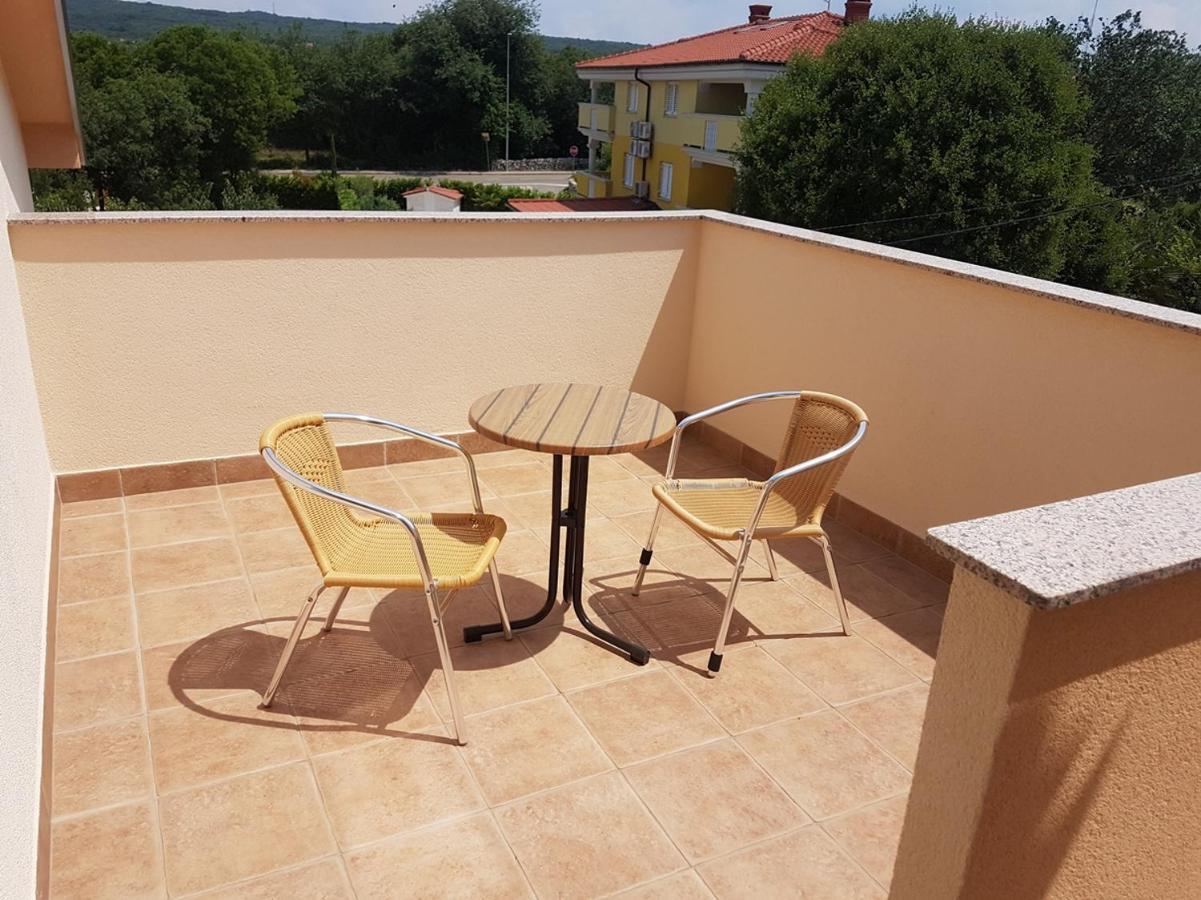 Apartmani Anita Malinska Luaran gambar