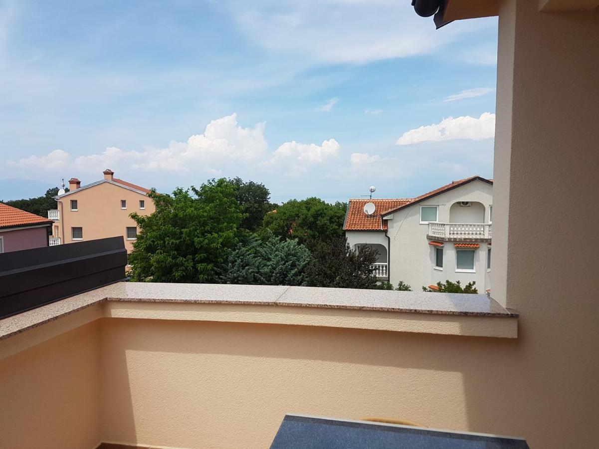 Apartmani Anita Malinska Luaran gambar
