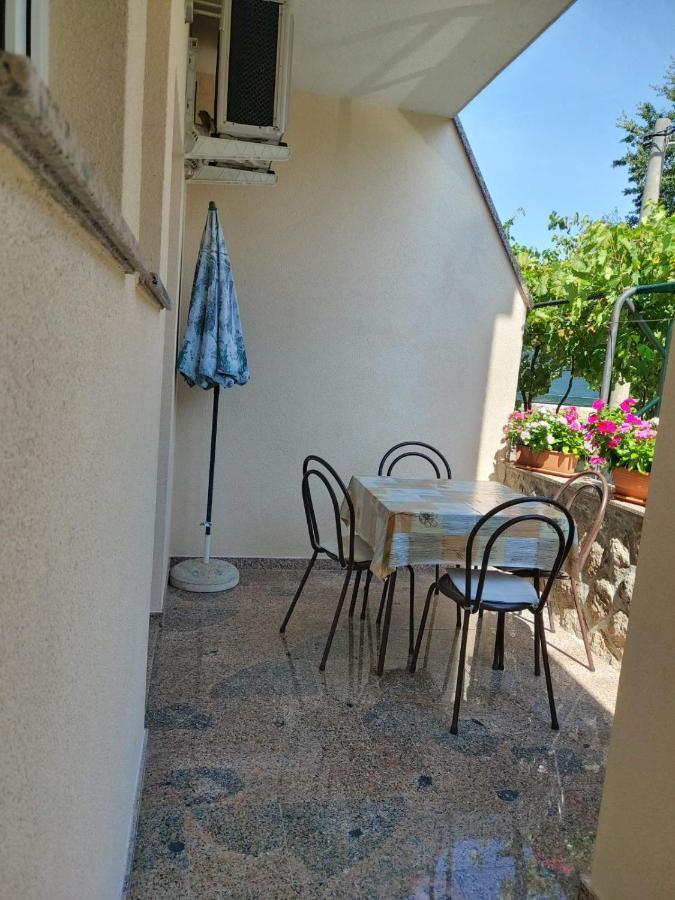 Apartmani Anita Malinska Luaran gambar