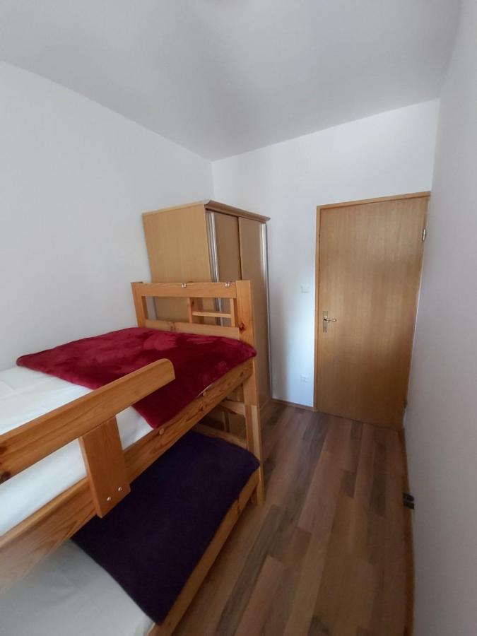 Apartmani Anita Malinska Luaran gambar