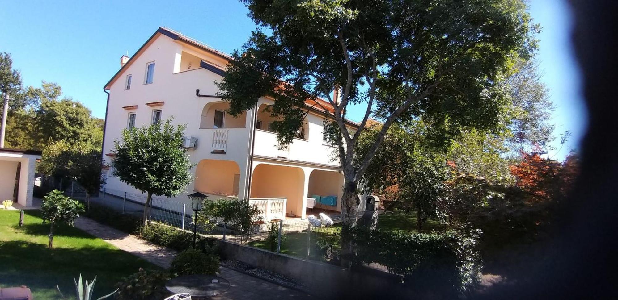 Apartmani Anita Malinska Luaran gambar